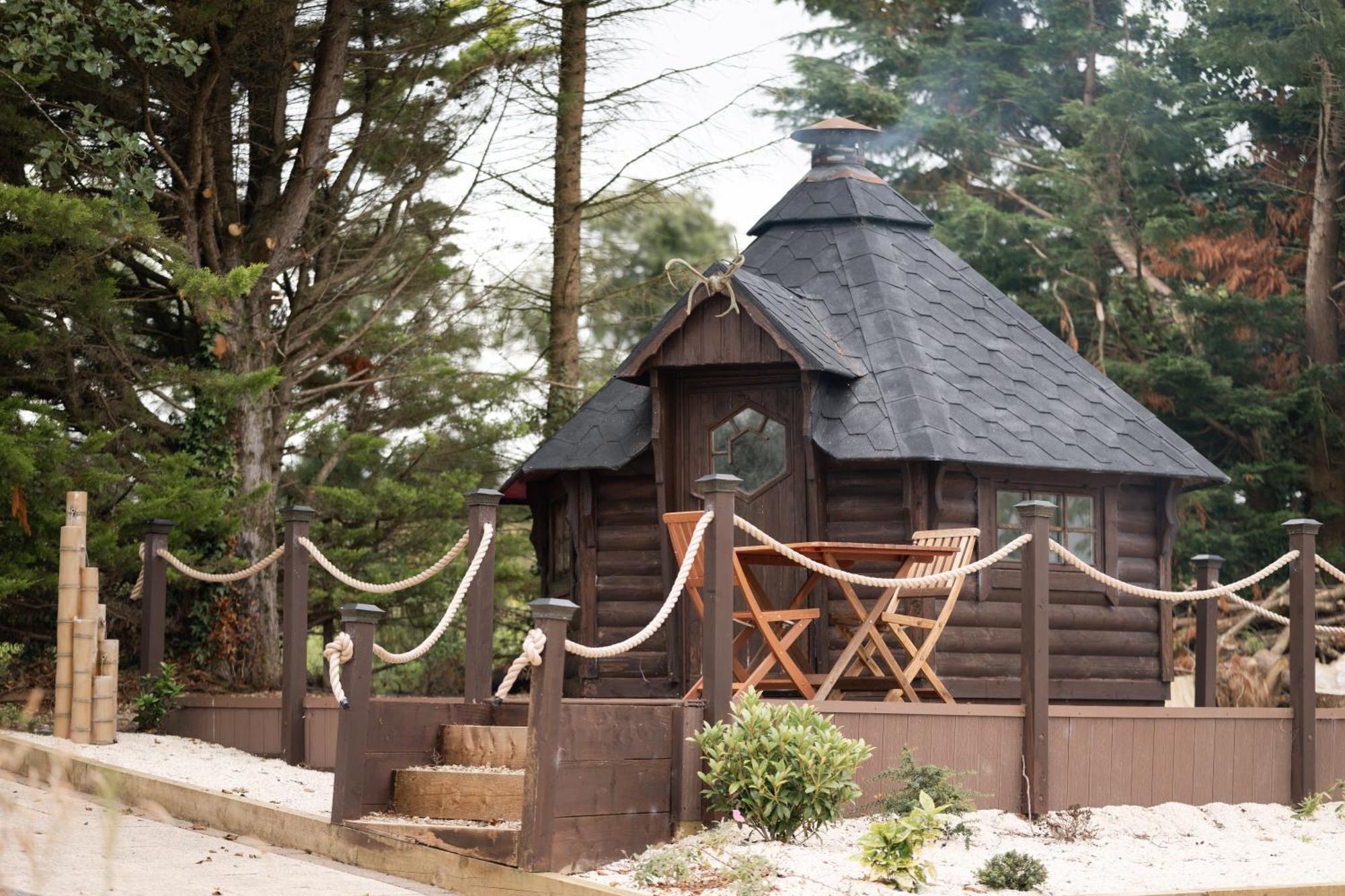 Lakescape - Waterfront Self- Catering Cabins إيننيسكيلن المظهر الخارجي الصورة